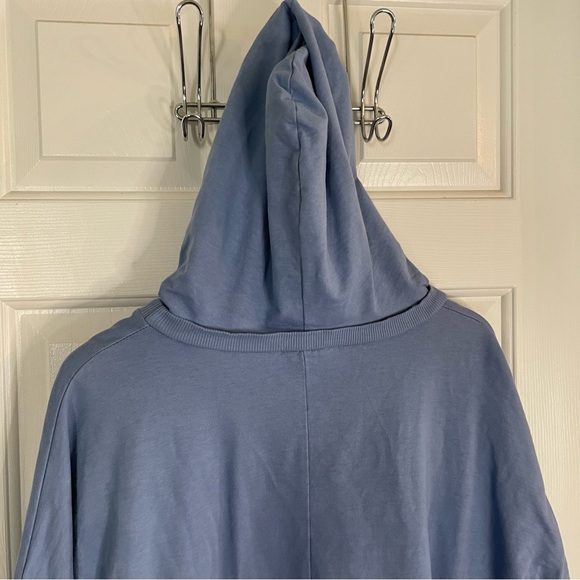 Tempo Paris Light Blue Knit sweater asymmetric fringe hooded ties Size S/M - Picture 7 of 8